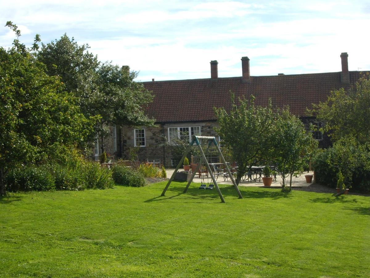 Blue Bell Hotel Belford Exteriör bild