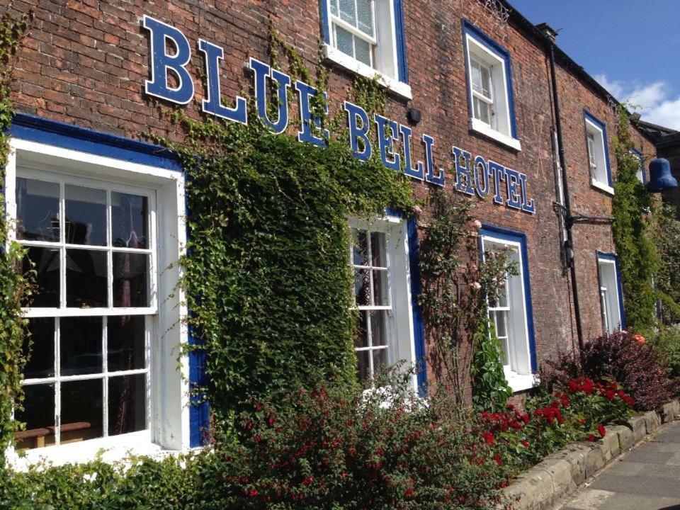 Blue Bell Hotel Belford Exteriör bild